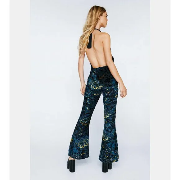 🦋🔥💋UBER GORGE!💋🦋🔥70's Inspired Floral Devoré Velvet Halter Flared Jumpsuit - Picture 4 of 10